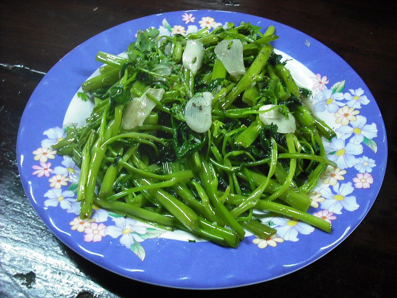 Garlic Stir-Fried Greens