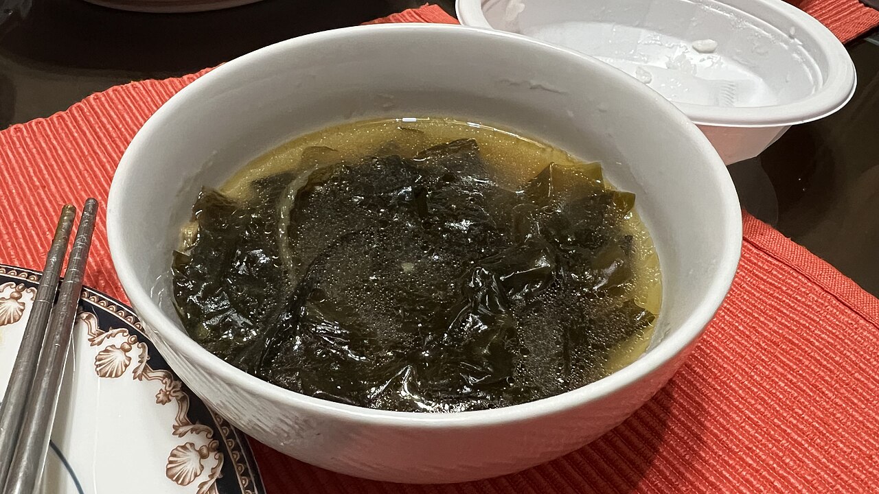 Miyeok-guk